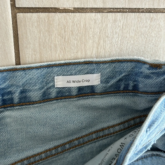 Frame Denim Ali Wide Leg Crop Jeans - Picture 6 of 10